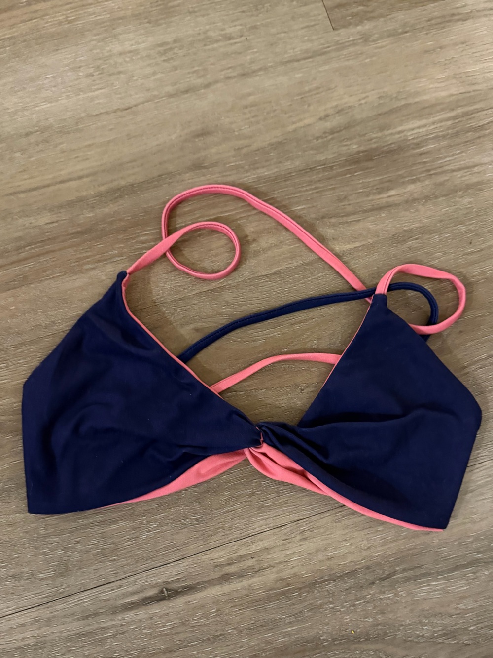 Niyama sol x jennifer lopez sports bra small